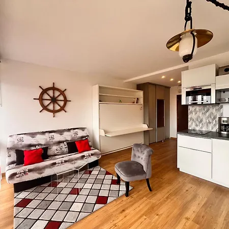 Heliotel Marine Avec Balcon Au 4eme Etage A 200m De La Apartamento
