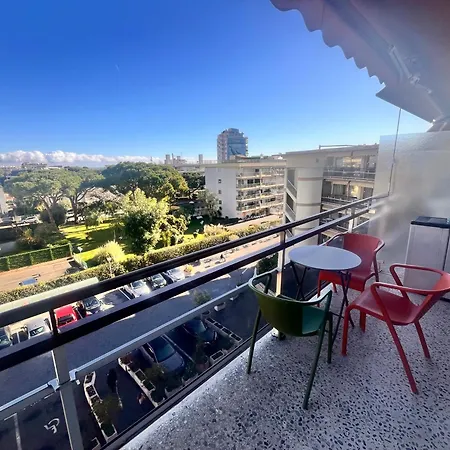 Heliotel Marine Avec Balcon Au 4eme Etage A 200m De La Apartamento *
